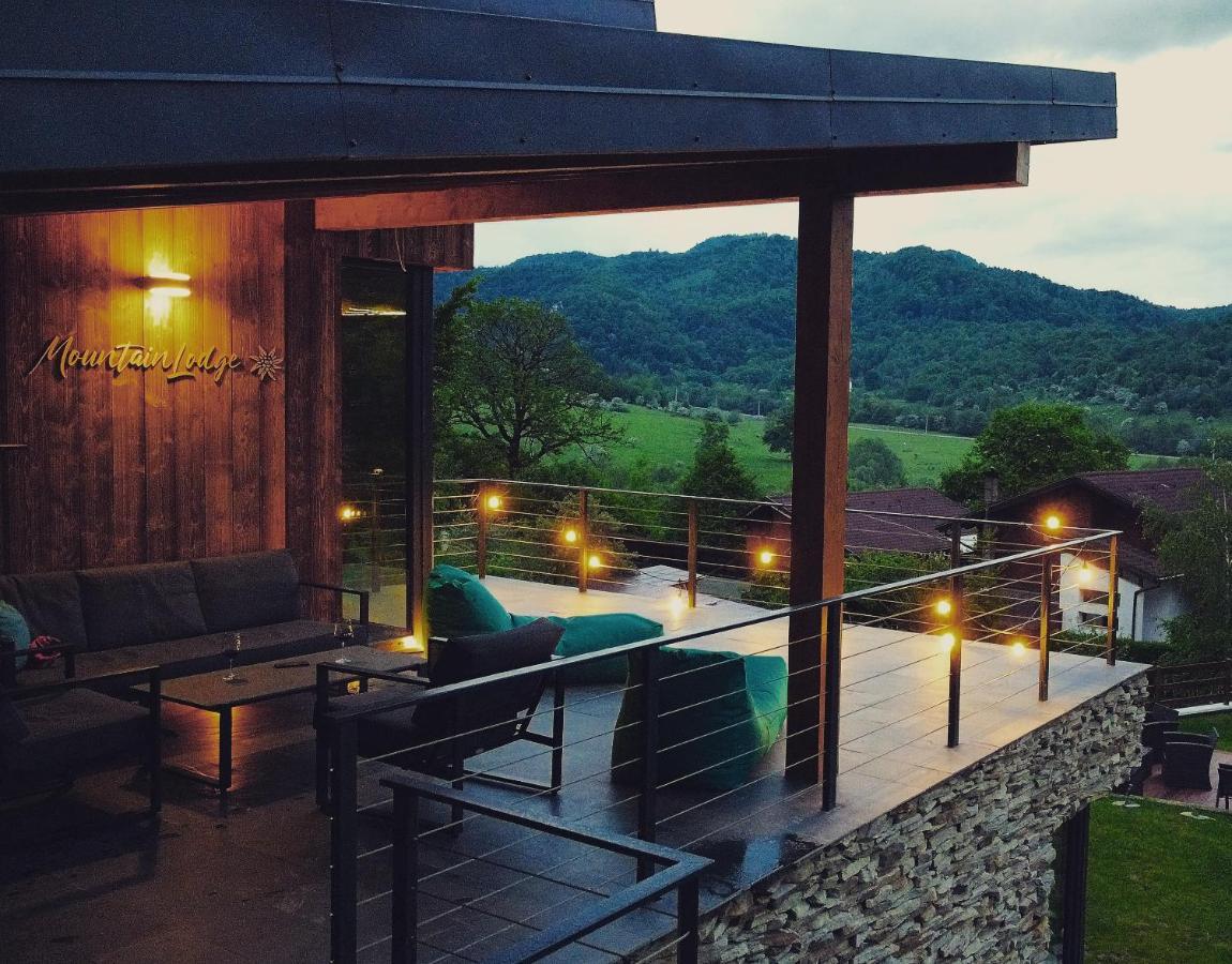 Mountain Lodge Rîşnov Extérieur photo